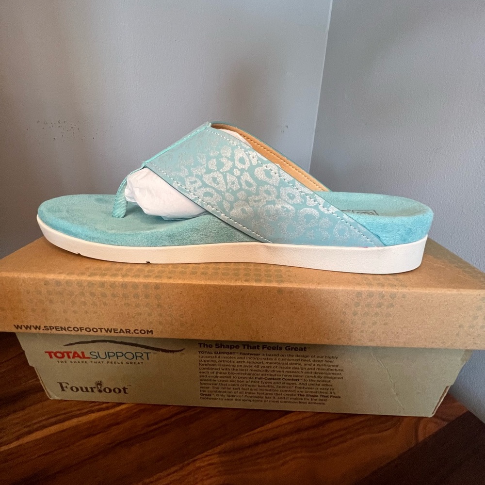 Spenco NIB size 10